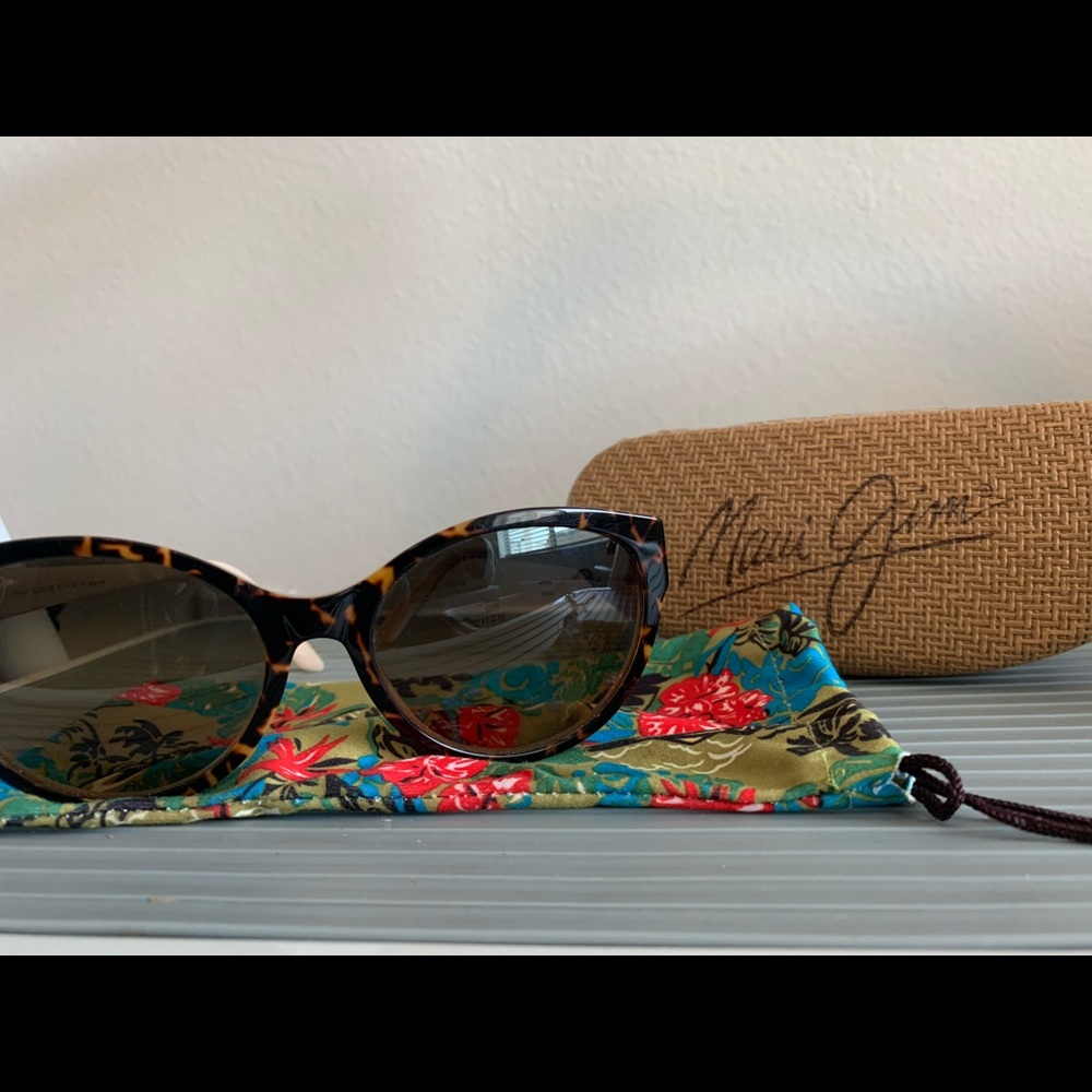 Maui Jim “Venus Pools”